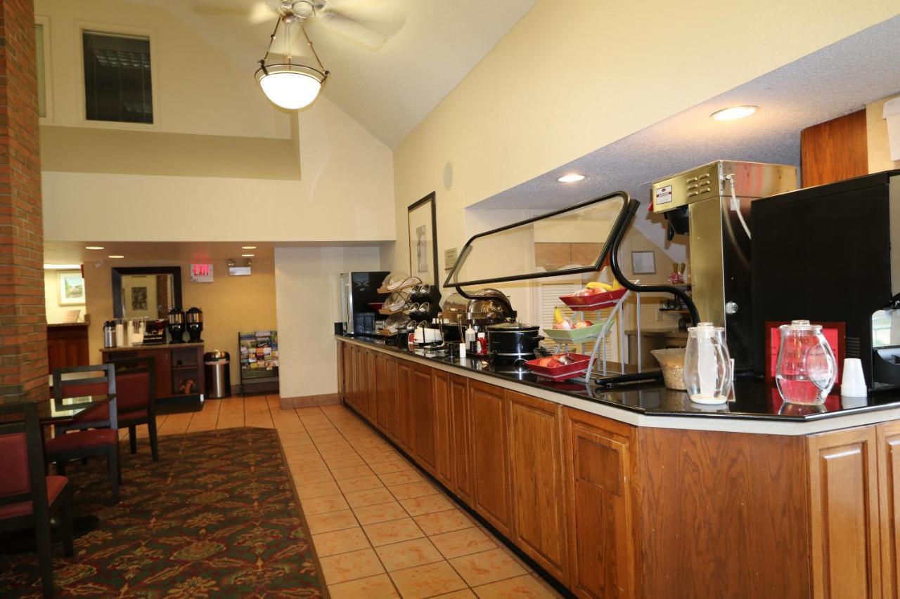 Fairbridge Inn & Suites - Akron Copley Township - West Quarto foto