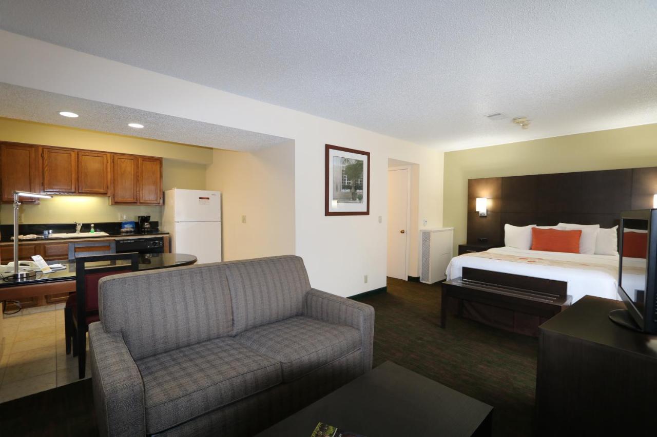 Fairbridge Inn & Suites - Akron Copley Township - West Quarto foto